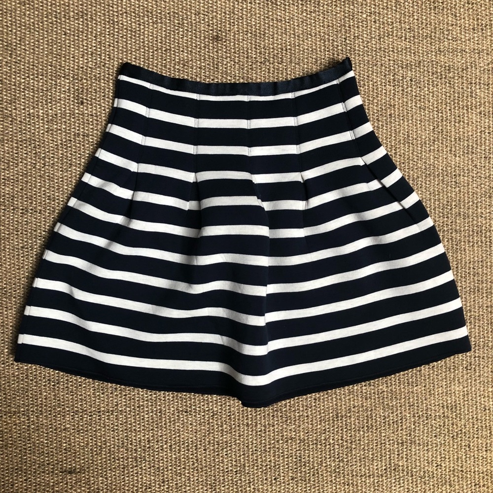 NWT Gap striped skirt Sz S